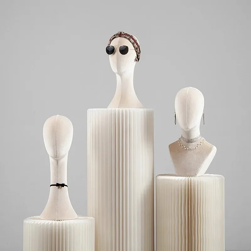 Mannequin Head With Shoulders  - огляд і ціна Body Jewelry Store